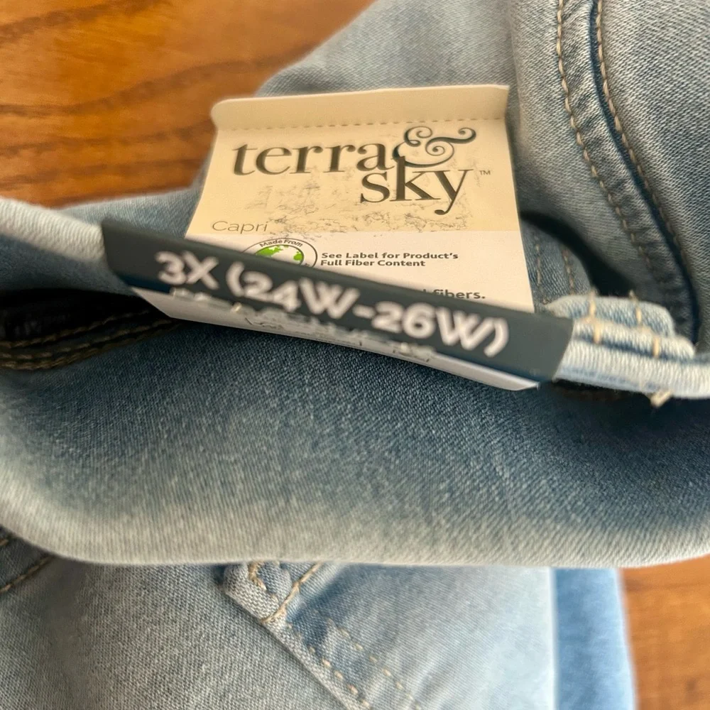Women’s Terra & Sky Capri Jeggings w/ Def Leppard Sweatshirt 3x - Picture 6 of 6
